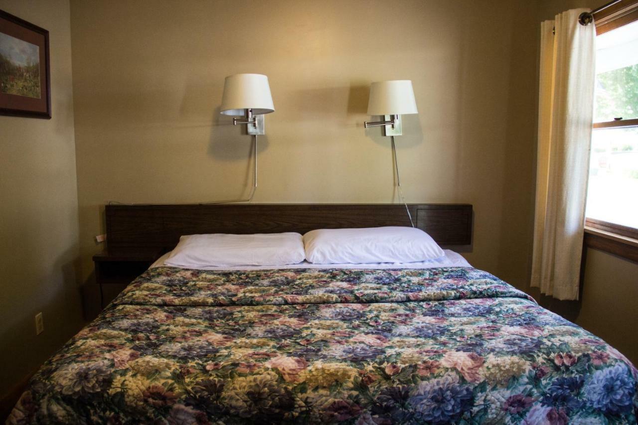 Fran Cove Motel Lake George Kültér fotó