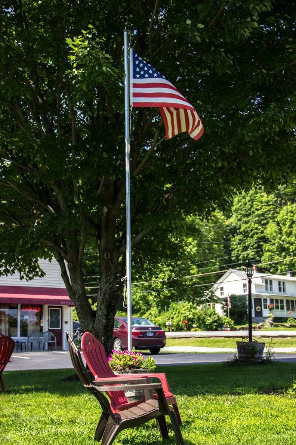 Fran Cove Motel Lake George Kültér fotó